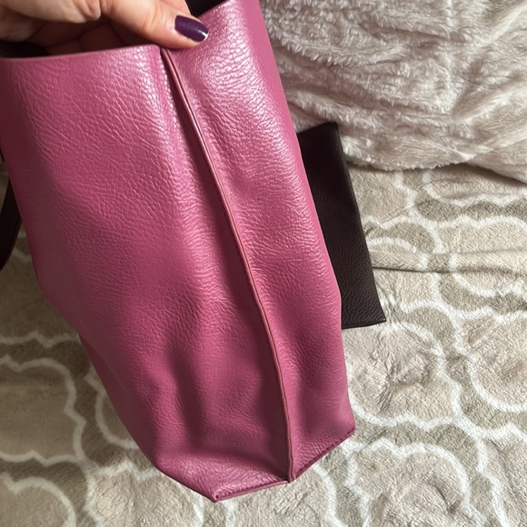 Reversible tote - Picture 6 of 6